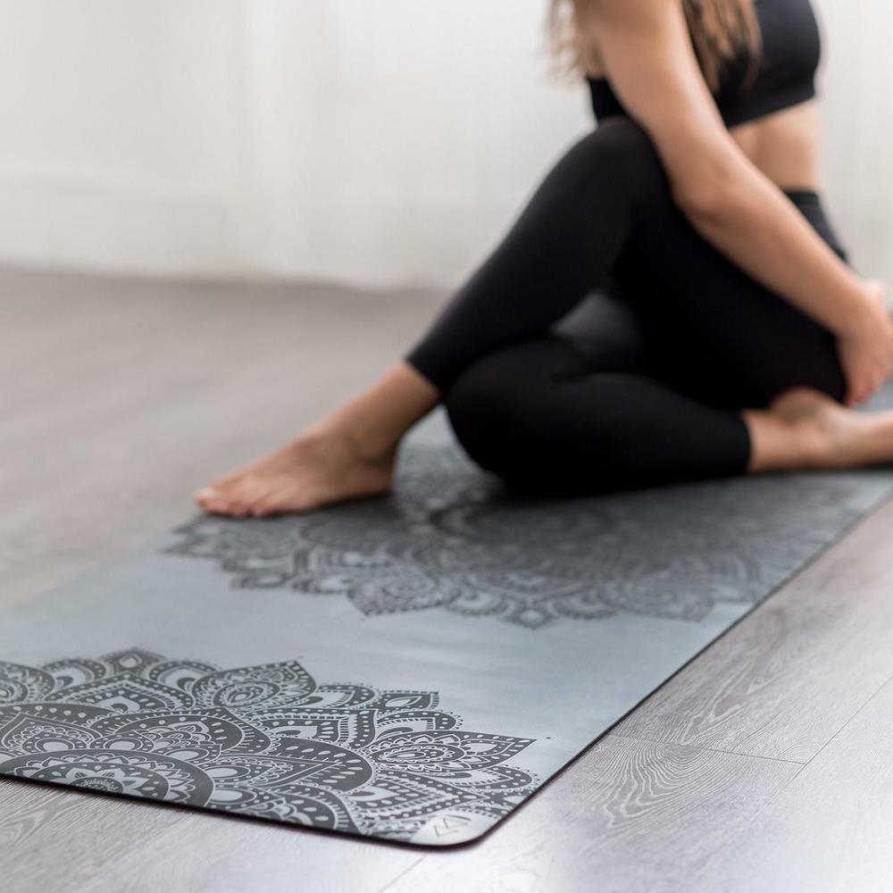 Infinity Yoga Mat - Mandala Charcoal - Yoga Design Lab