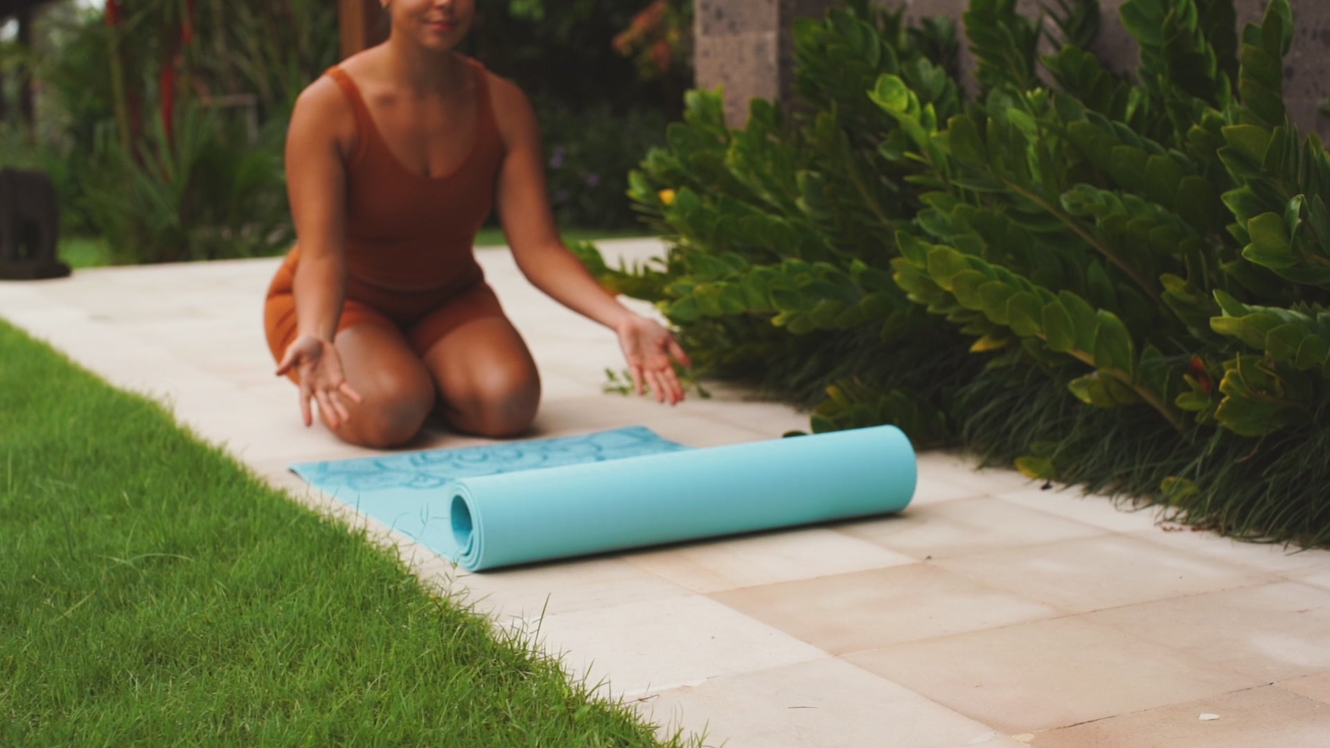 Flow Yoga Mat - Mandala Rose | Yoga Design Lab